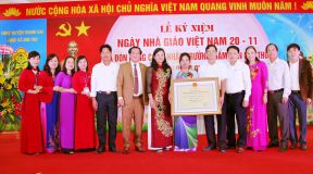 Ảnh đón trường chuẩn quốc gia mức độ 1