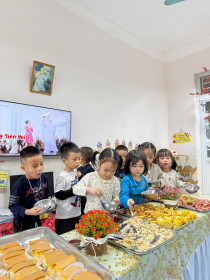 Trường MN Kim Thư tổ chức Tiệc Buffree cho các bé nhân dịp ngày Nhà giáo Việt Nam 20/11