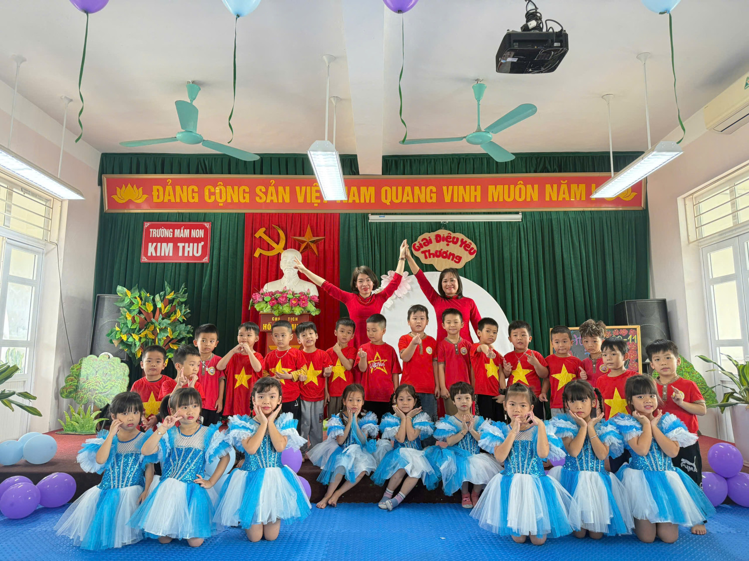 Các hoạt động thao giảng chào mừng 20/11/2025 - Trường mầm non Kim Thư