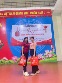 Một giọt máu cho đi - Một cuộc đời ở lại